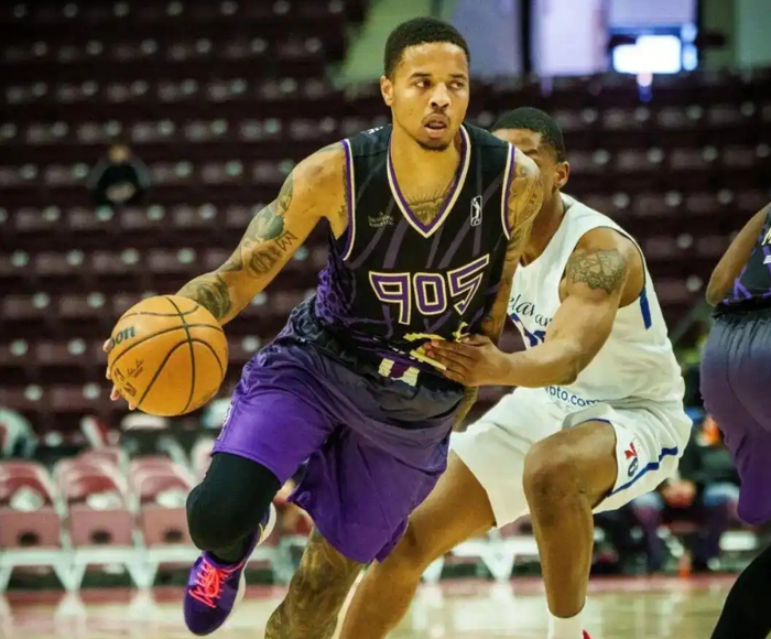 2分5助2断的回归，状元在NBA能否立足？他比西蒙