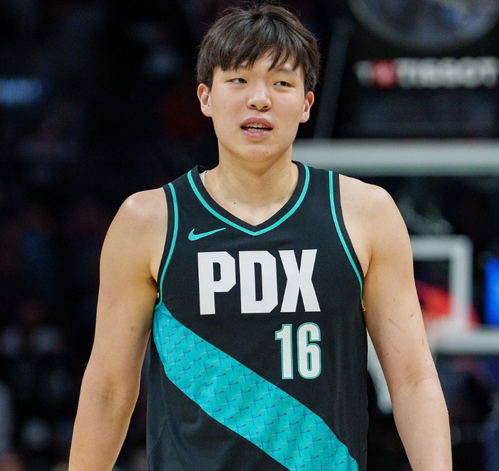 2分5助2断的回归，状元在NBA能否立足？他比西蒙
